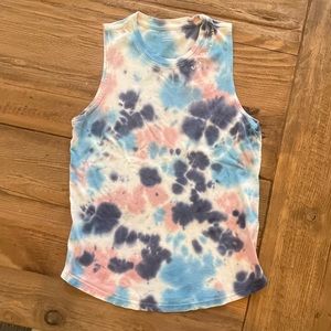 Girls sleeveless tee in size XS